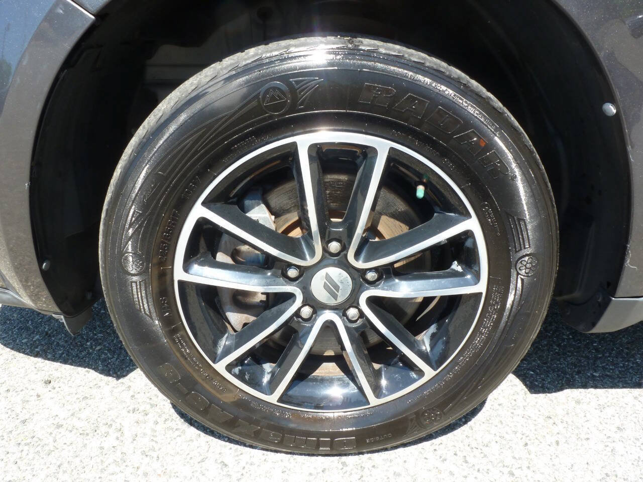 Used 2018 Dodge Journey SE w/ Connectivity Group FWD image 28