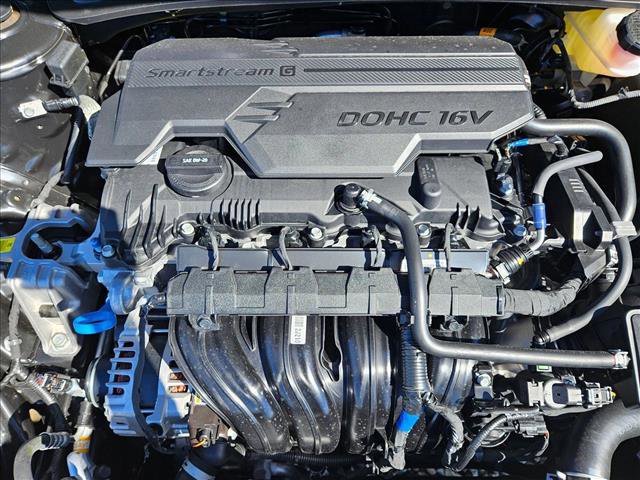 New 2025 Hyundai Elantra Sport image 16