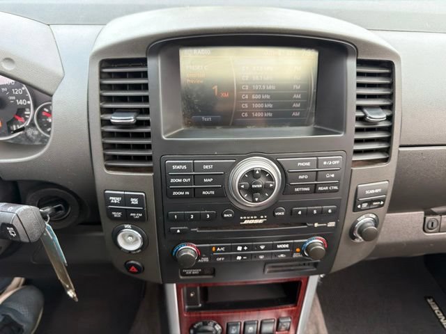 Used 2012 Nissan Pathfinder LE AWD/4WD image 34