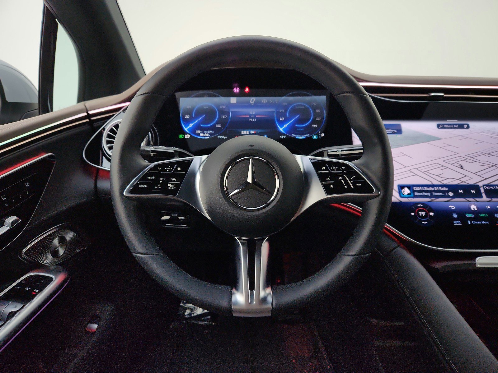 Used 2025 Mercedes-Benz EQE 500 4MATIC Sedan image 16