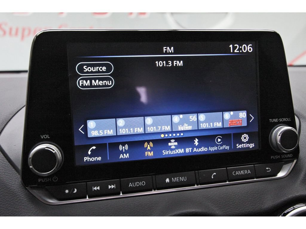 Used 2025 Nissan Sentra SV FWD image 23