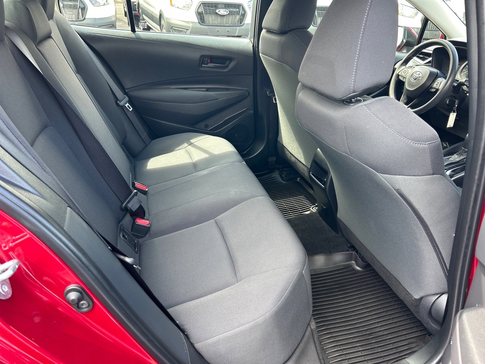 Used 2022 Toyota Corolla LE FWD image 17