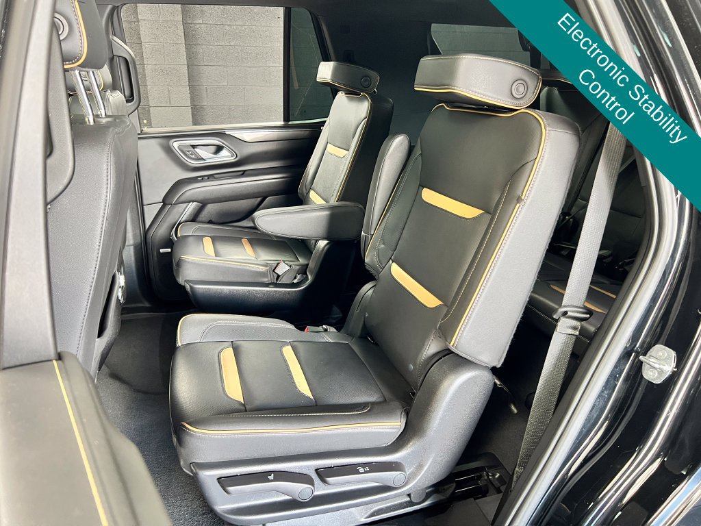 Used 2023 GMC Yukon AT4 AWD/4WD image 15