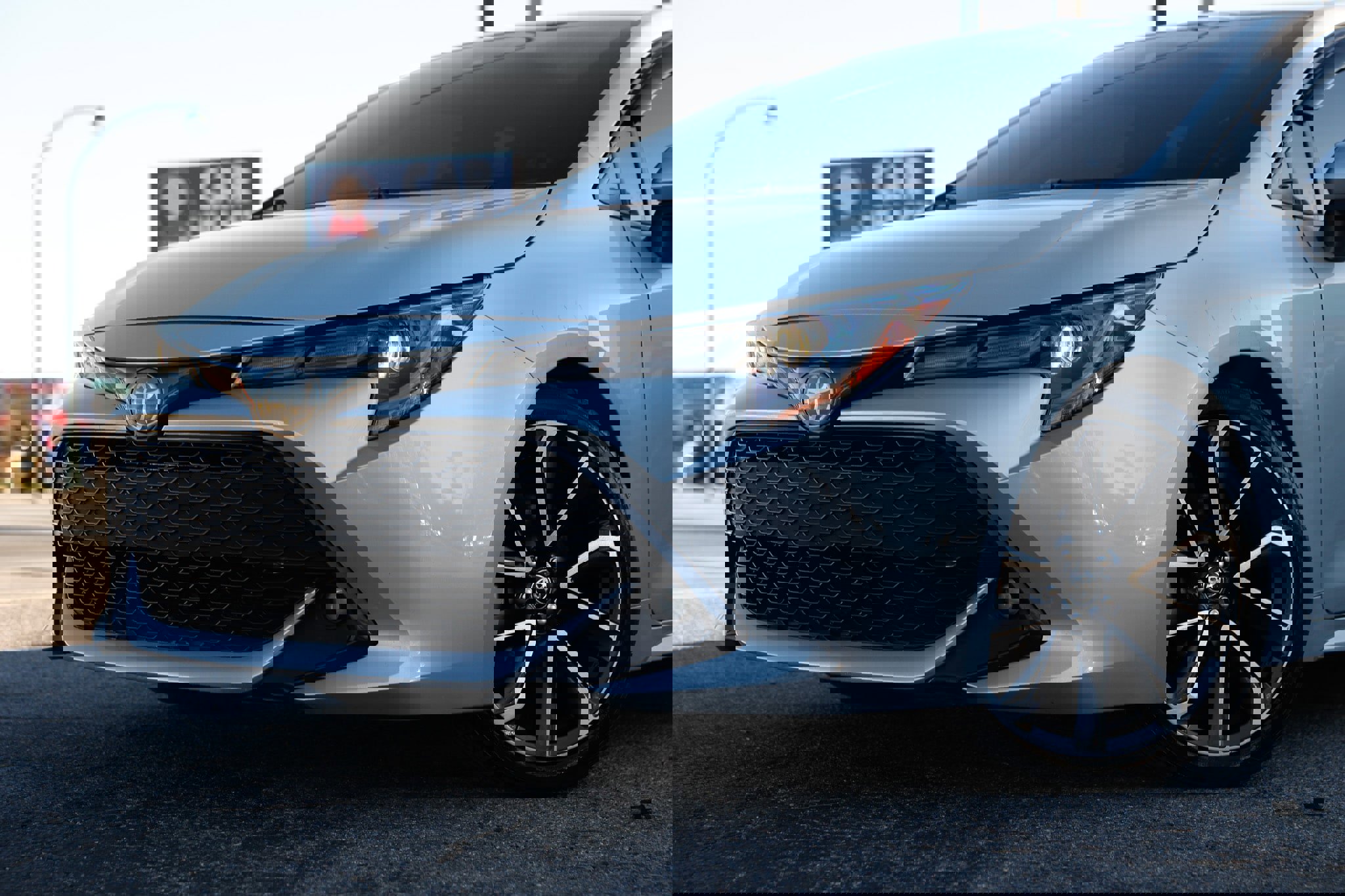 Used 2019 Toyota Corolla SE image 33