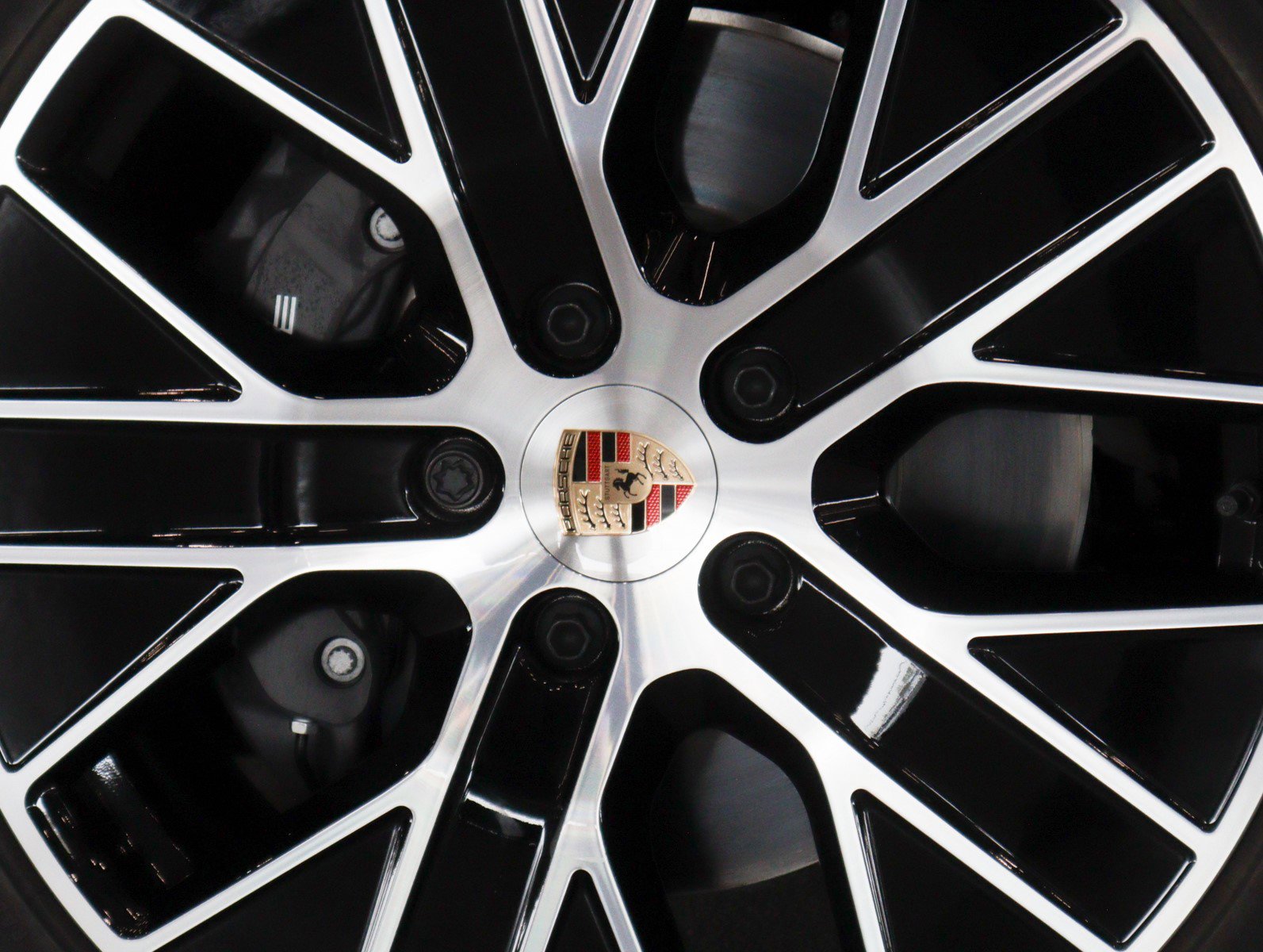 New 2026 Porsche Taycan image 14