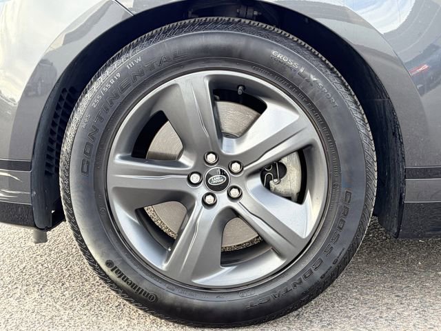 Used 2023 Land Rover Range Rover Velar R-Dynamic S AWD/4WD image 32