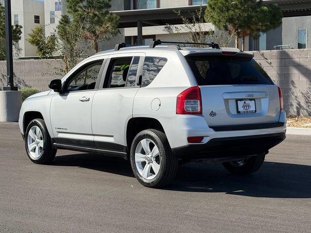 Used 2012 Jeep Compass Sport image 3