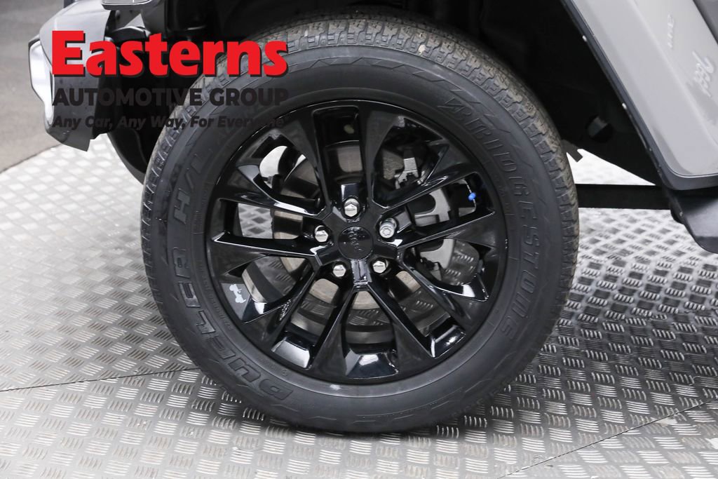 Used 2021 Jeep Wrangler Unlimited Sahara w/ Cold Weather Group image 34