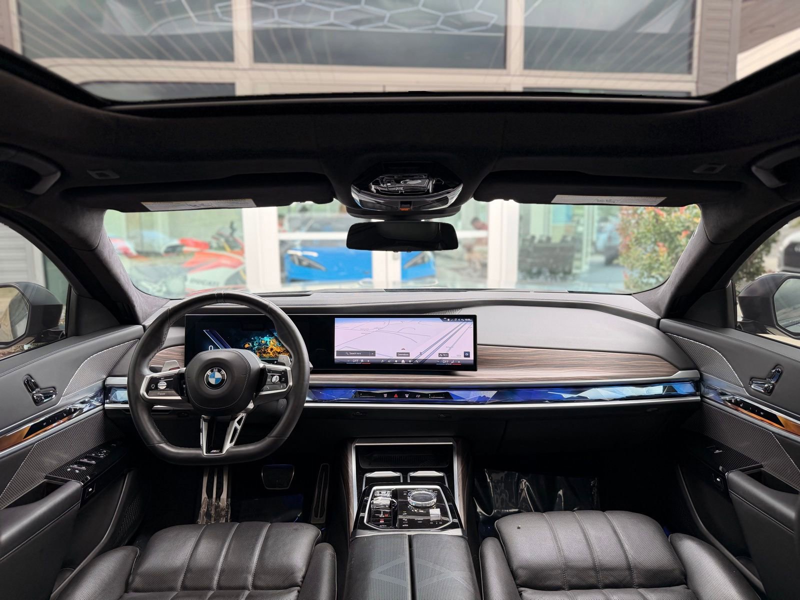 Used 2023 BMW 760i xDrive AWD/4WD image 50