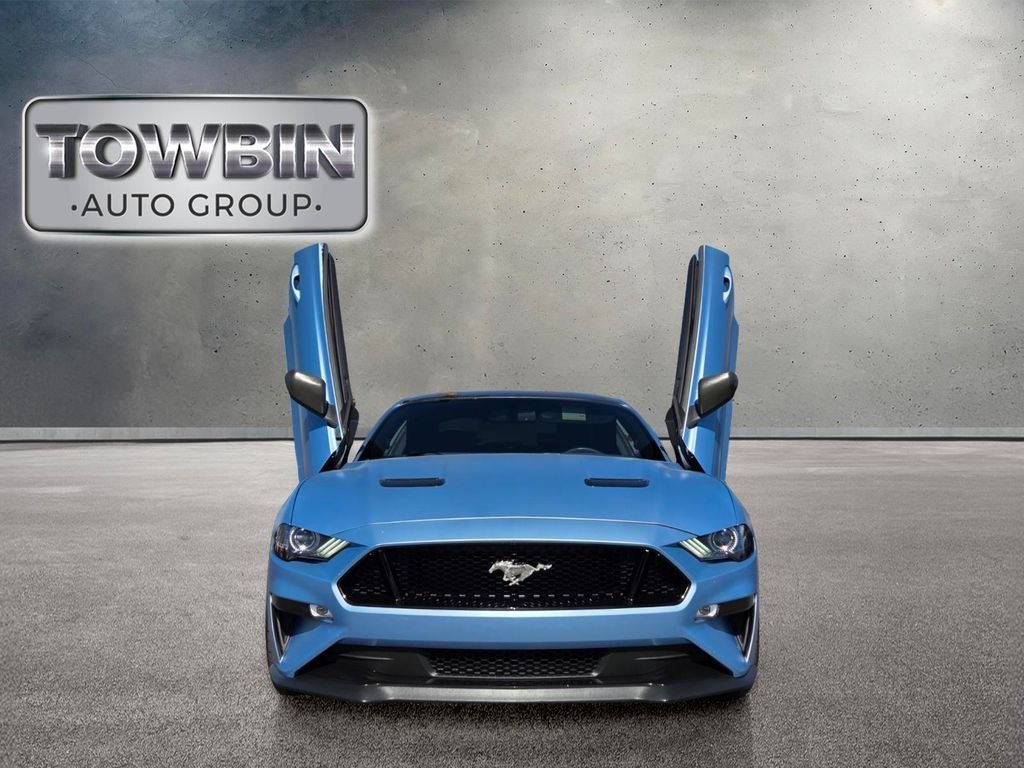 Used 2018 Ford Mustang GT Premium w/ GT Performance Package RWD image 13