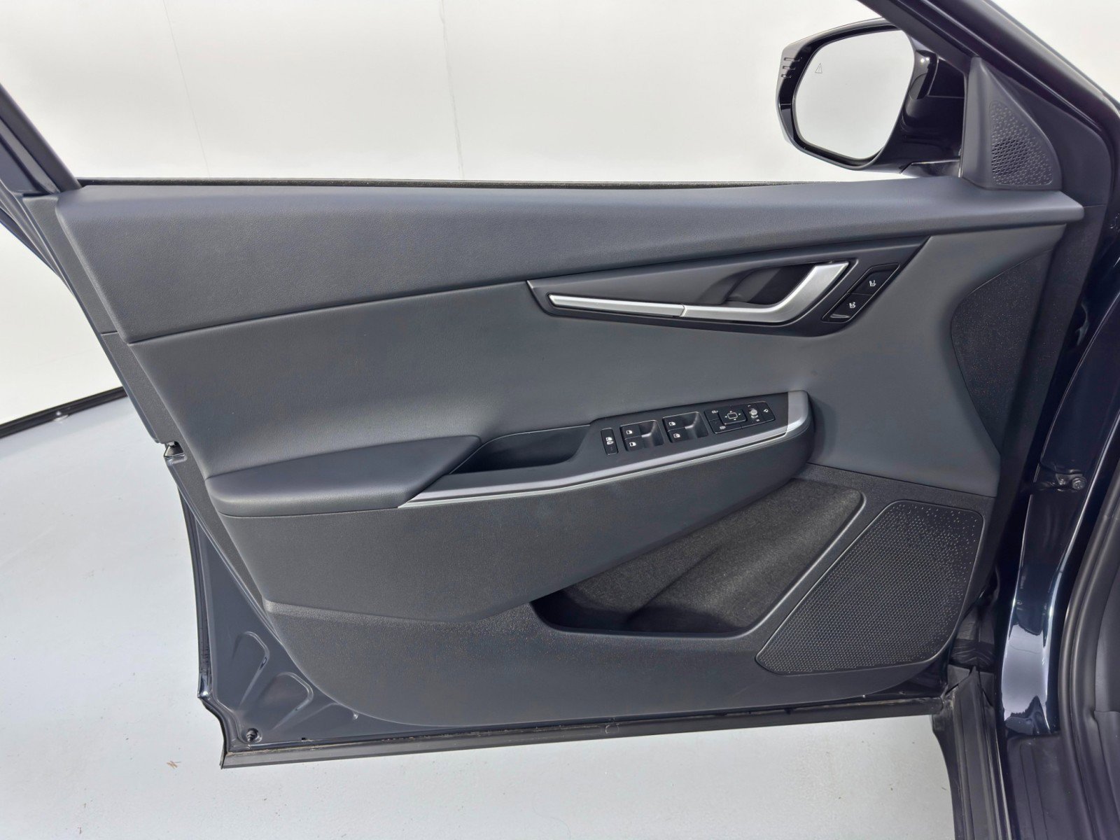 Used 2022 Kia EV6 Light image 40