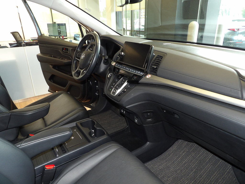 Used 2025 Honda Odyssey EX-L image 13