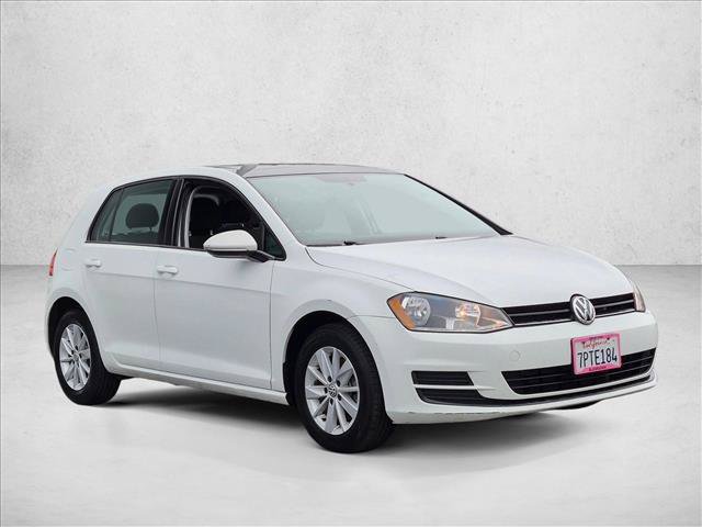 Used 2016 Volkswagen Golf S FWD image 4