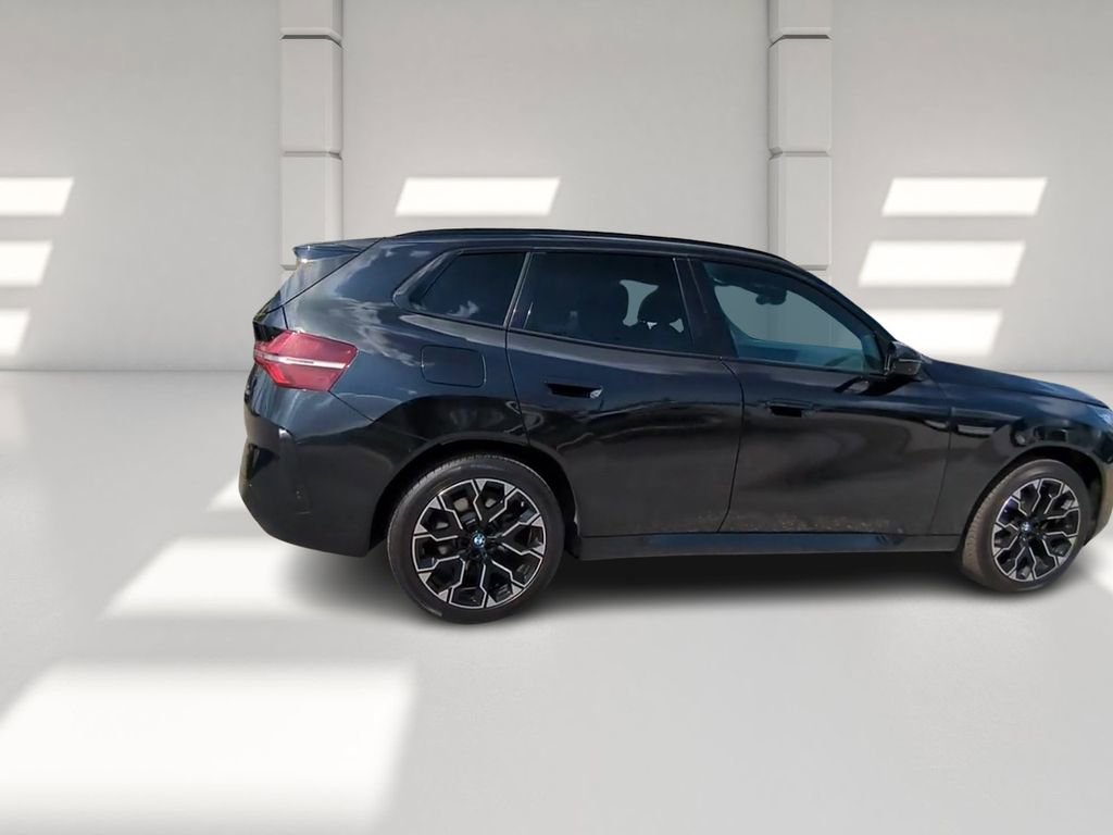 Used 2025 BMW X3 xDrive30i image 5