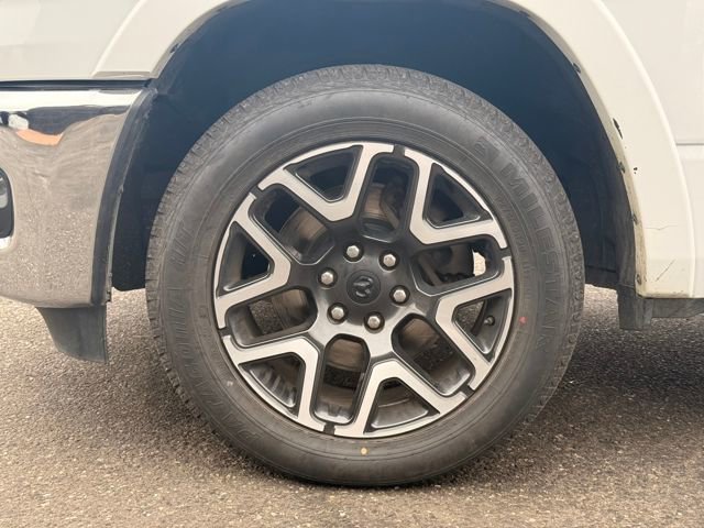 Used 2025 RAM 1500 Laramie image 10
