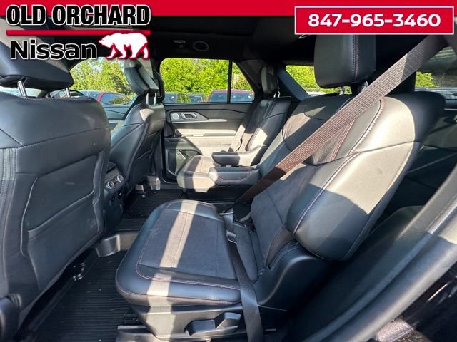 Used 2025 Ford Explorer ST AWD/4WD image 13