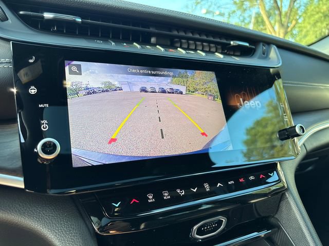 New 2027 Jeep Grand Cherokee Altitude AWD/4WD image 23