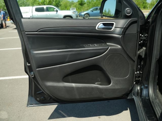 Used 2022 Jeep Grand Cherokee Laredo E RWD image 14
