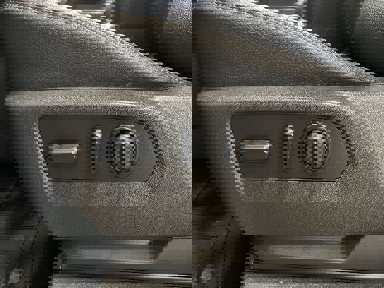 Used 2023 GMC Sierra 2500 Denali w/ Denali Ultimate Package AWD/4WD image 14