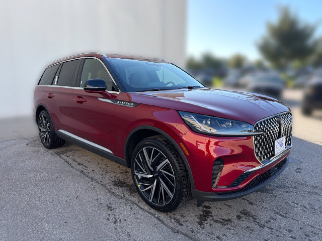 New 2027 Lincoln Aviator Reserve AWD/4WD image 3