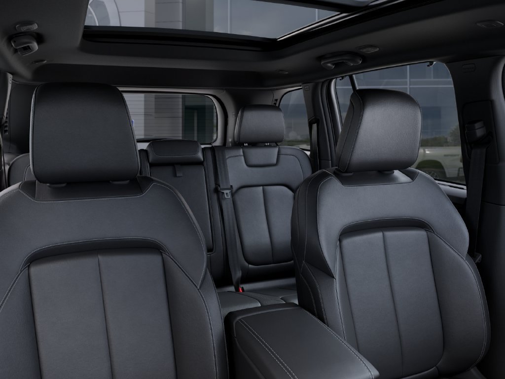 New 2026 Jeep Grand Cherokee Limited w/ Luxury Tech Group II AWD/4WD image 26