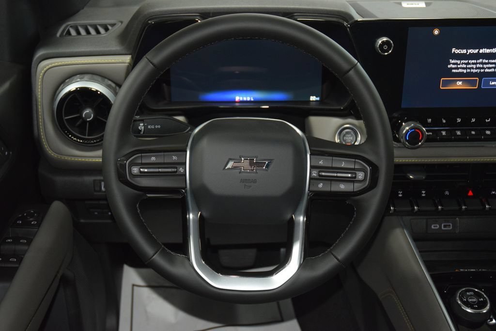 New 2026 Chevrolet Colorado ZR2 w/ Technology Package AWD/4WD image 40