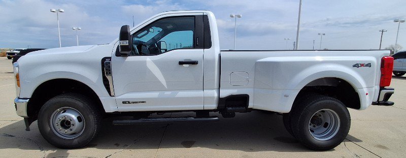 Used 2023 Ford F350 XLT image 6