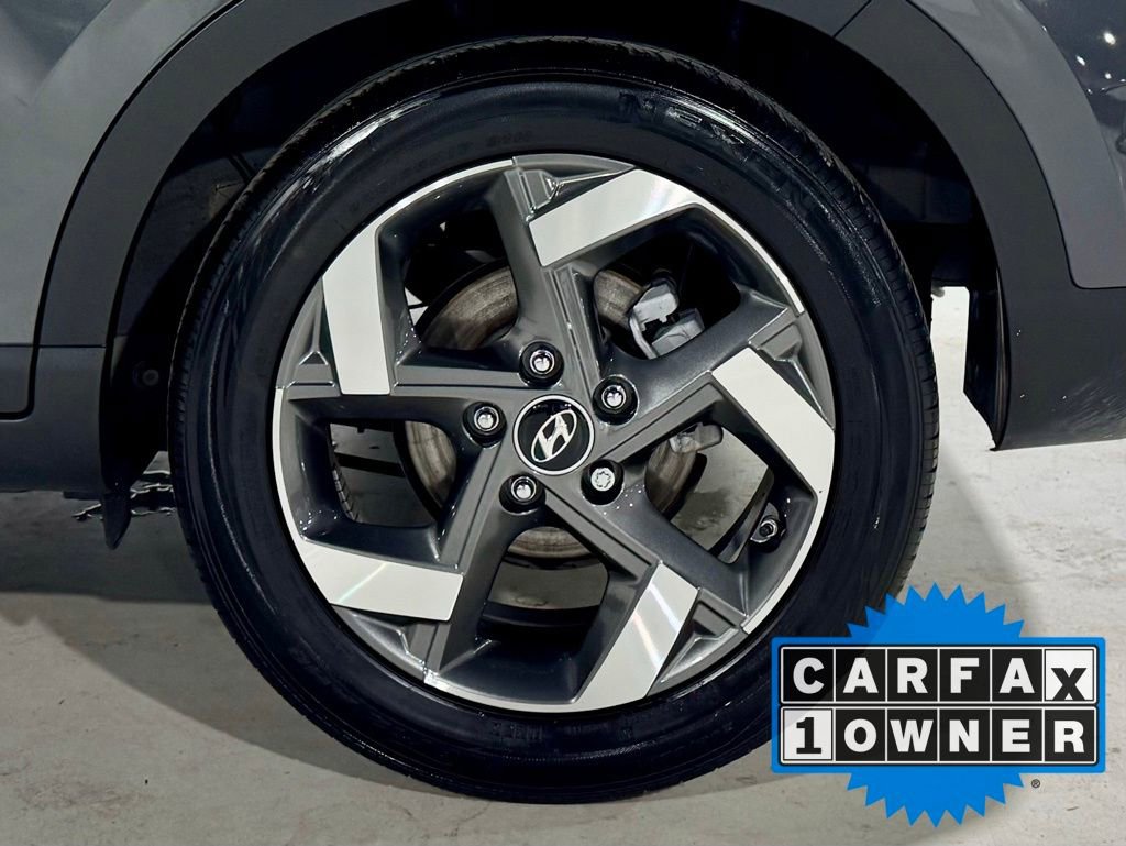 Used 2024 Hyundai Venue SEL image 31