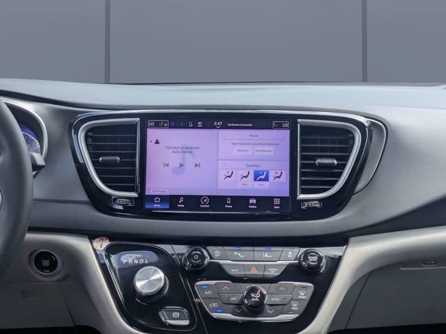 Used 2023 Chrysler Pacifica Touring-L FWD image 19