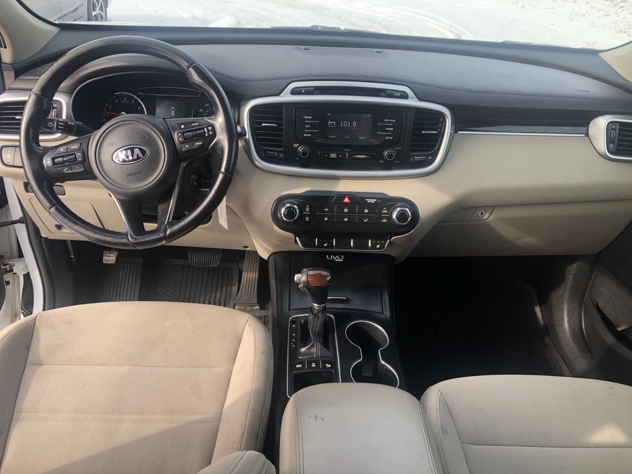 Used 2016 Kia Sorento LX w/ LX Convenience Package image 7
