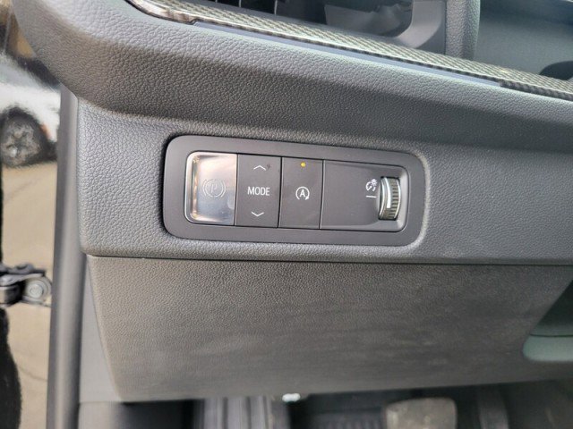 Used 2025 Chevrolet Traverse High Country w/ LPO, Floor Liner Package image 16