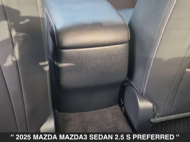Used 2025 MAZDA MAZDA3 s FWD image 31