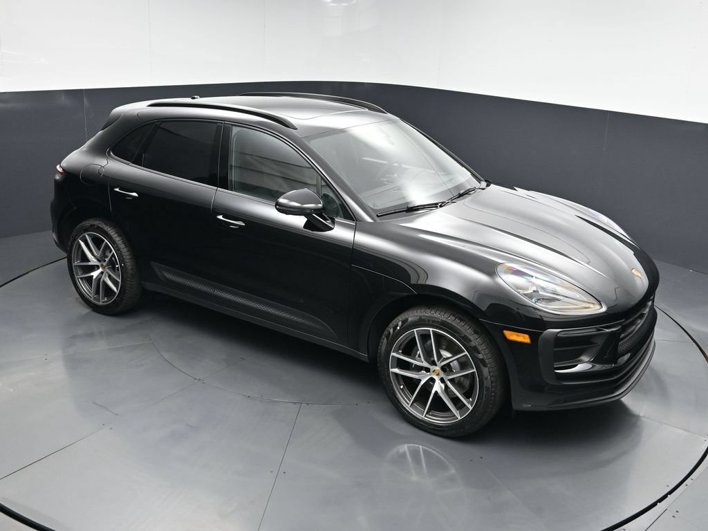 New 2026 Porsche Macan AWD/4WD image 20