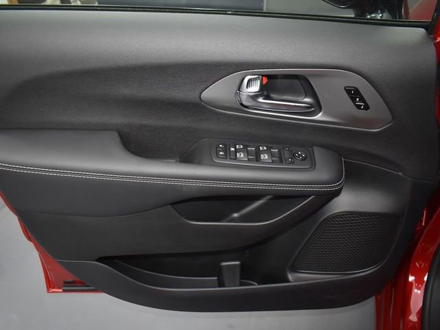 New 2026 Chrysler Pacifica Select FWD image 13