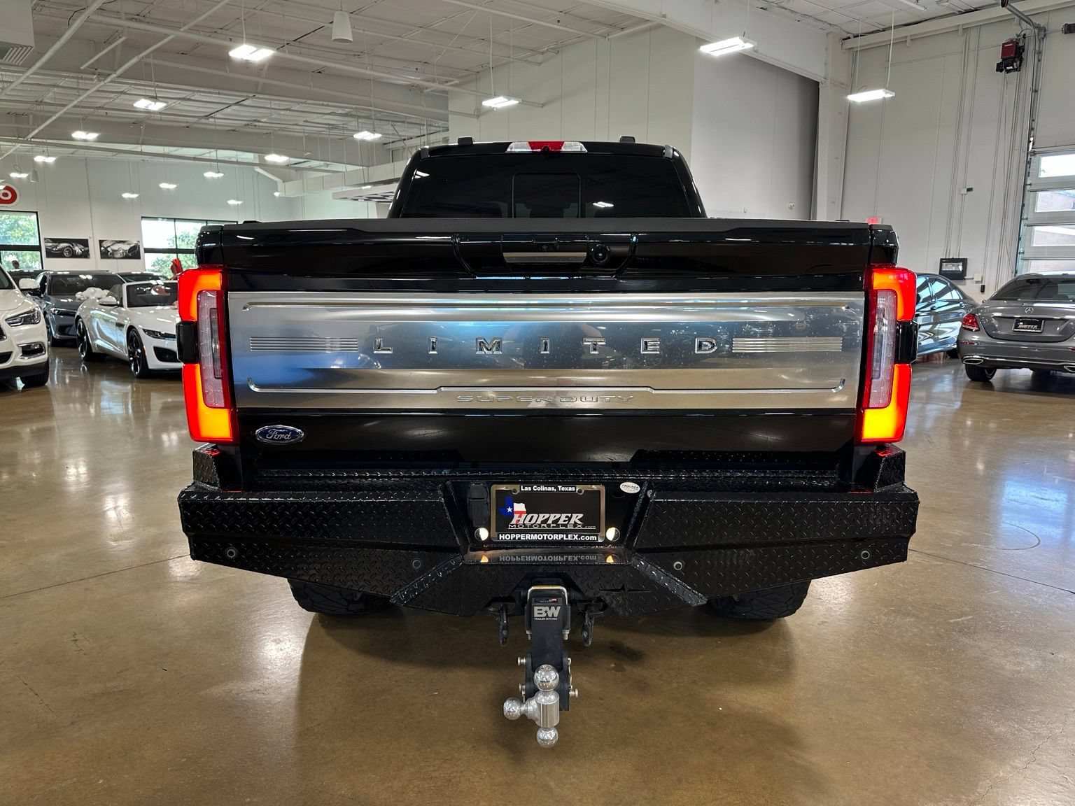 Used 2024 Ford F250 Limited w/ FX4 Off-Road Package AWD/4WD image 7