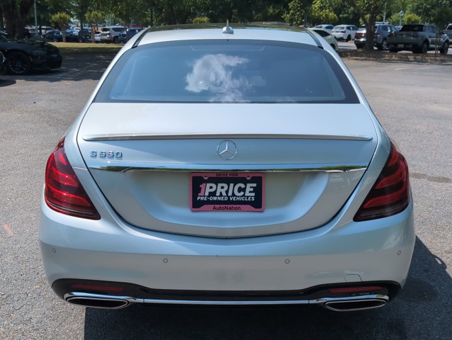 Used 2019 Mercedes-Benz S 560 Sedan w/ AMG Line Exterior image 6