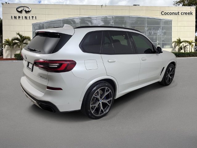 Used 2021 BMW X5 xDrive40i w/ M Sport Package AWD/4WD image 4