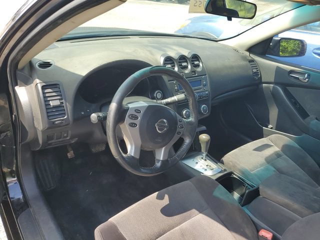 Used 2007 Nissan Altima 3.5 SE w/ Sport Pkg FWD image 9