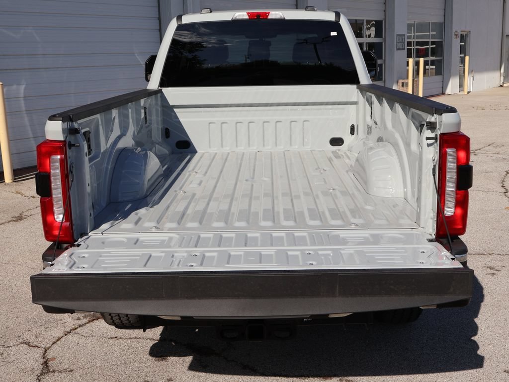 Used 2025 Ford F350 Lariat w/ Camper Package AWD/4WD image 8