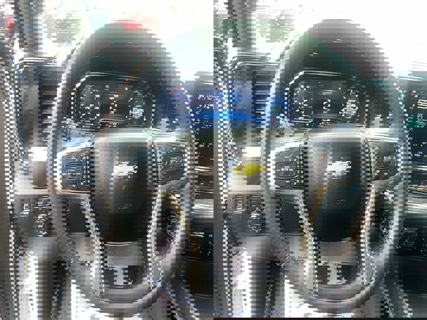 Used 2023 Chevrolet Silverado 1500 LTZ image 12