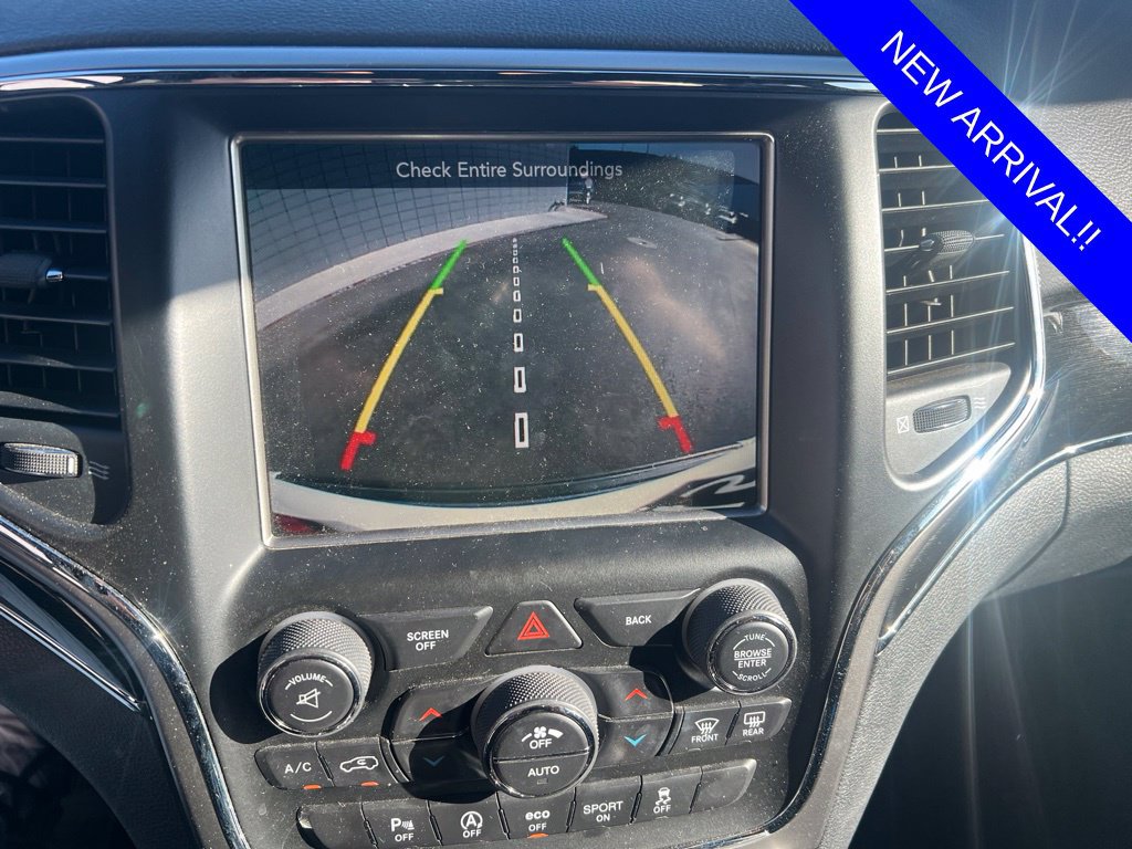 Used 2017 Jeep Grand Cherokee Trailhawk AWD/4WD image 8