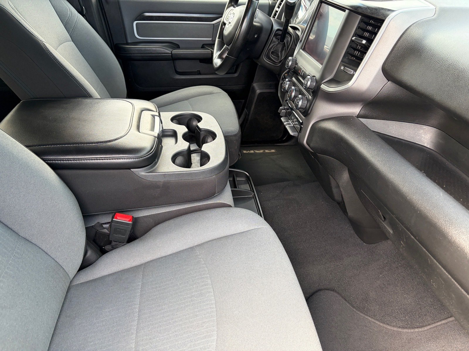 Used 2022 RAM 2500 Big Horn AWD/4WD image 11