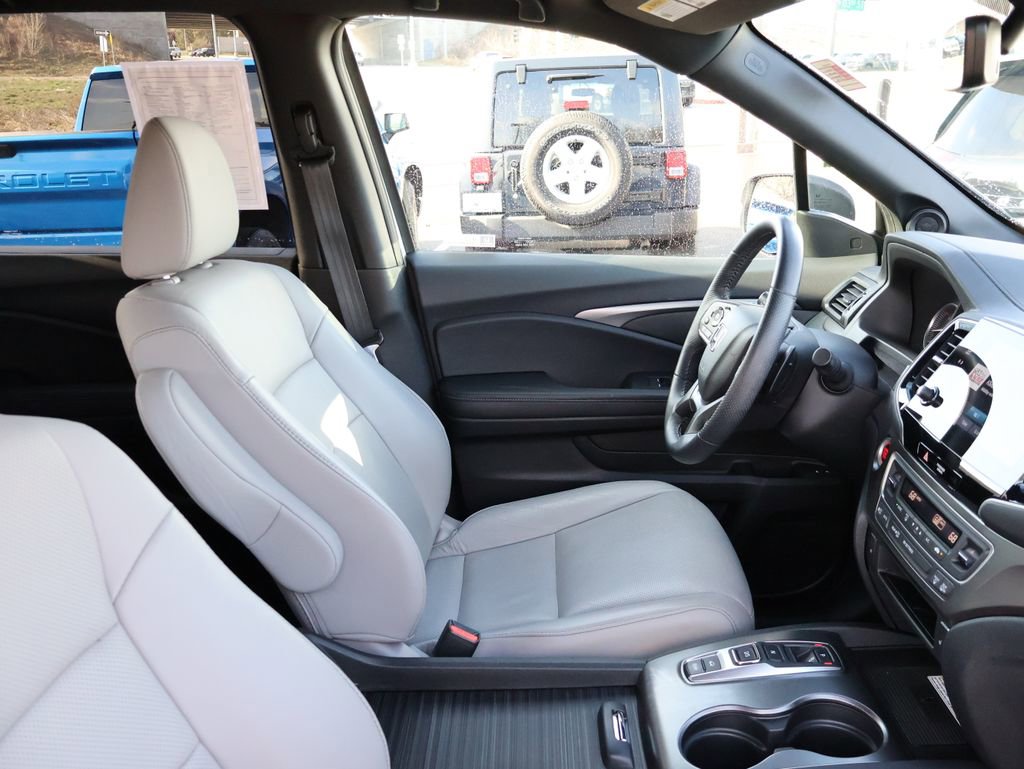 Certified 2023 Honda Passport EX-L image 8