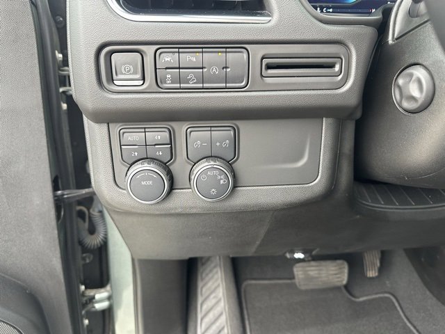 Used 2023 Chevrolet Tahoe Premier image 4