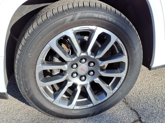 Used 2021 GMC Acadia Denali w/ GMC Pro Grade Package image 14