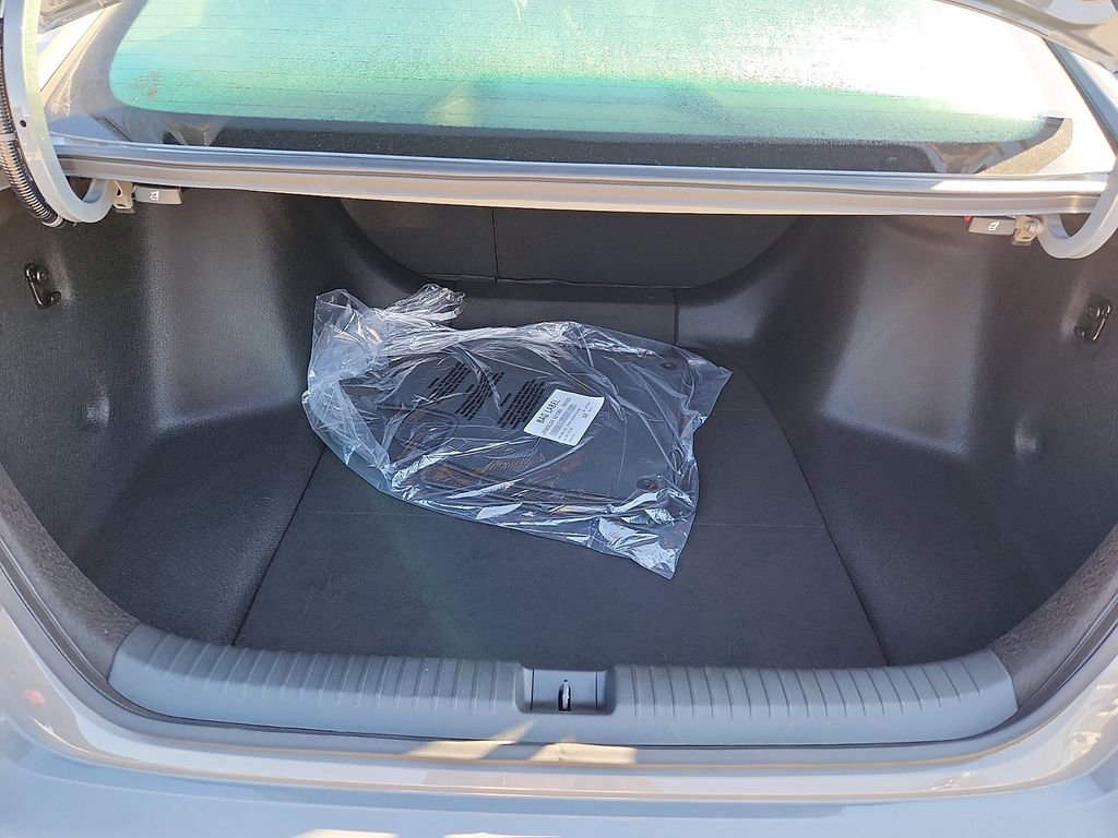 Certified 2025 Honda Accord SE image 17