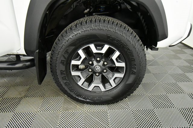 Used 2023 Toyota Tacoma TRD Off-Road image 17
