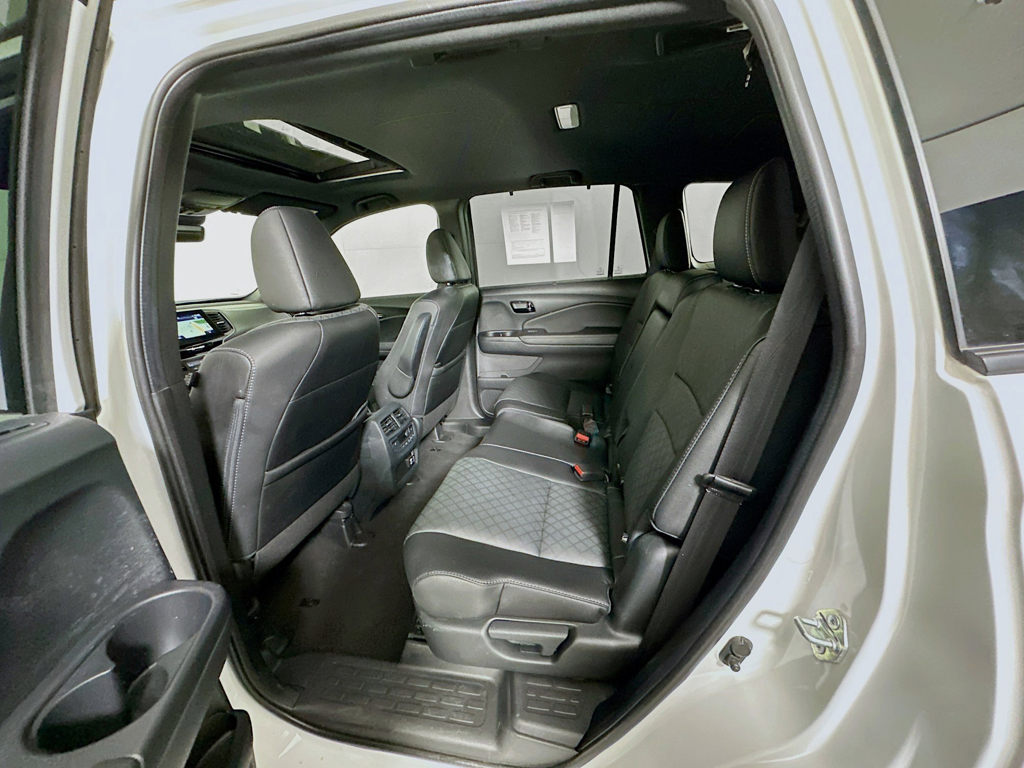 Used 2023 Honda Passport Elite image 27