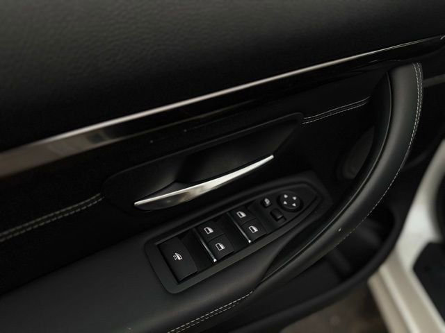 Used 2019 BMW M4 Convertible w/ Competition Package image 16