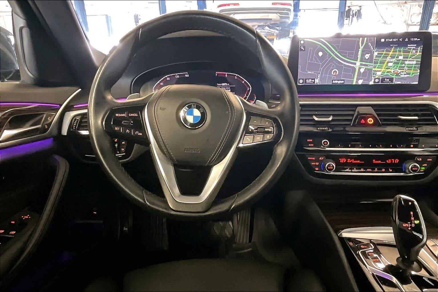 Used 2023 BMW 530i w/ Convenience Package RWD image 5